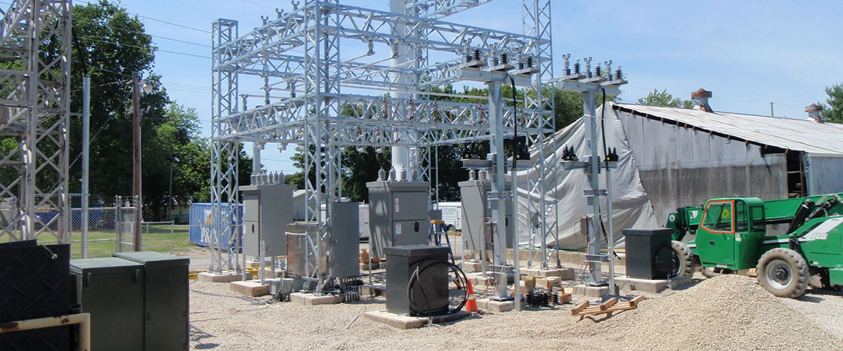 electric sub station at Farmer City Illinois